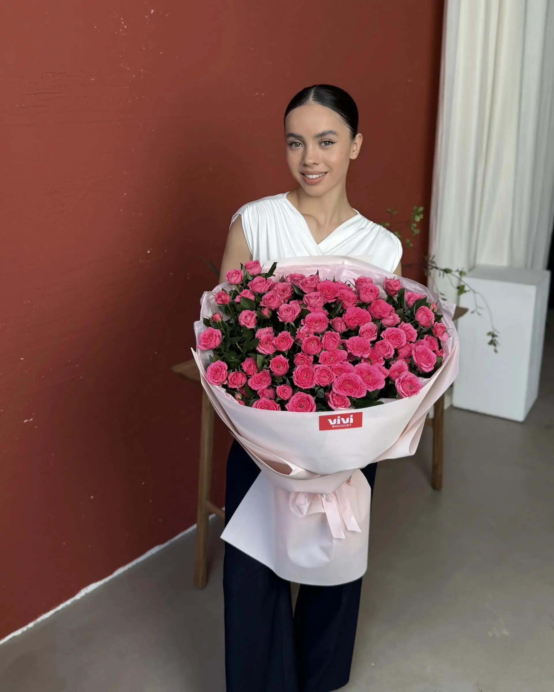 Кустовая роза Sophie — любимый букет девушек Vivi Bouquet Астана